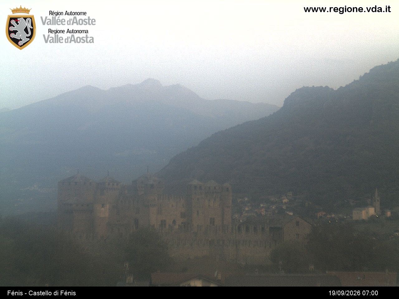 Archiv Foto Webcam Aostatal, Schloss Fenis