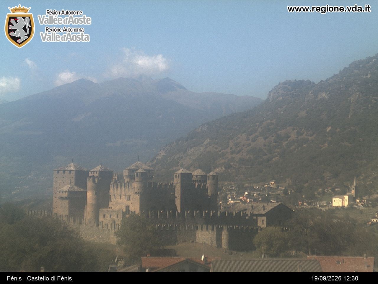 Archiv Foto Webcam Aostatal, Schloss Fenis
