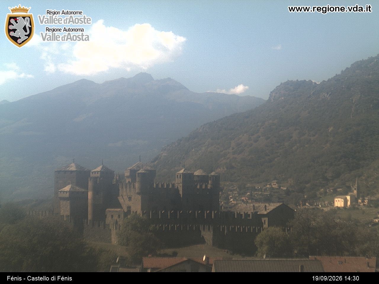 Archiv Foto Webcam Aostatal, Schloss Fenis