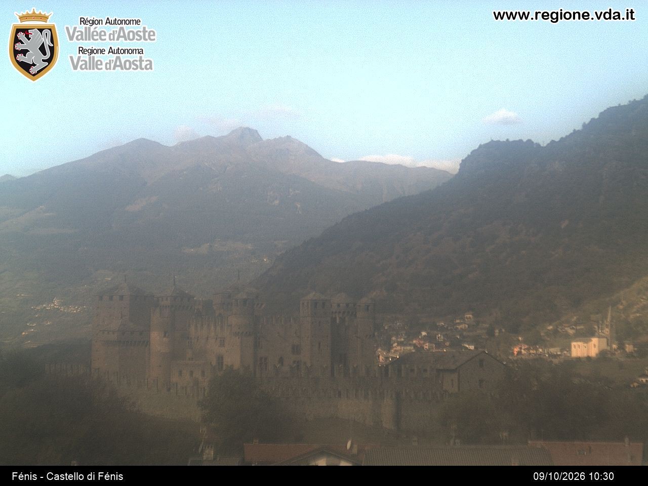 Archiv Foto Webcam Aostatal, Schloss Fenis