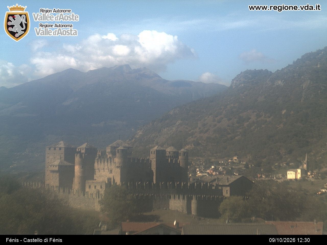 Archiv Foto Webcam Aostatal, Schloss Fenis