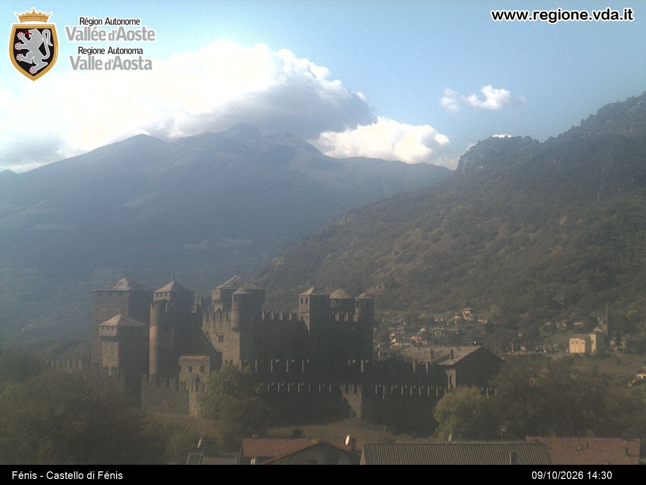 Archiv Foto Webcam Aostatal, Schloss Fenis