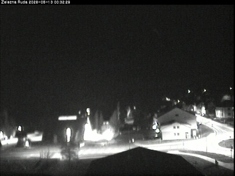 Archiv Foto Webcam Zelezna Ruda: Im Ort
