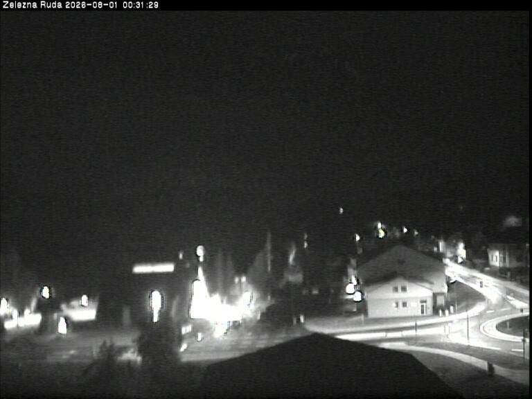 Archiv Foto Webcam Zelezna Ruda: Im Ort