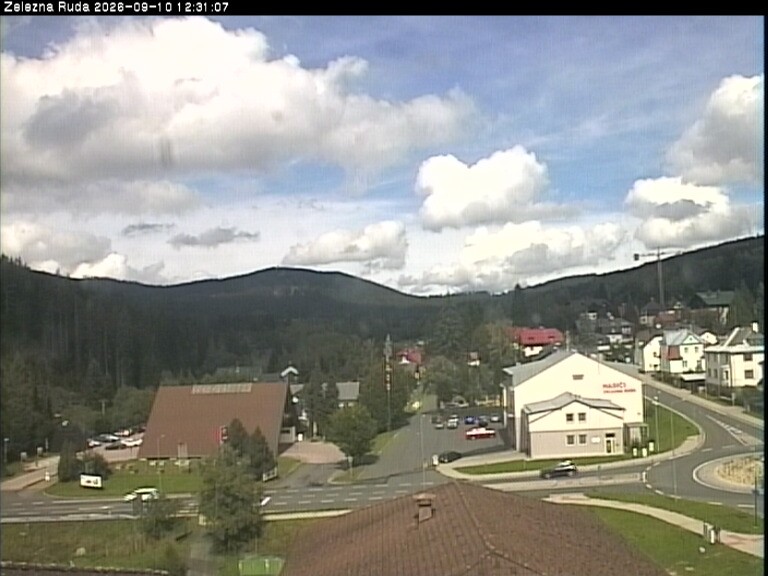 Archiv Foto Webcam Zelezna Ruda: Im Ort
