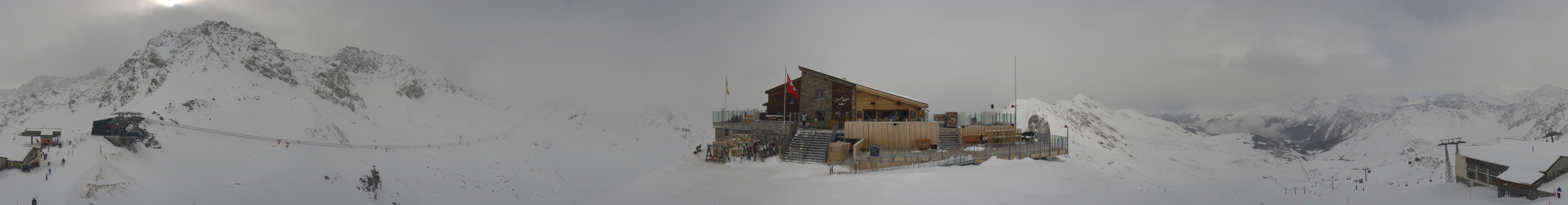 Archived image Webcam Top station Hörnli-Express