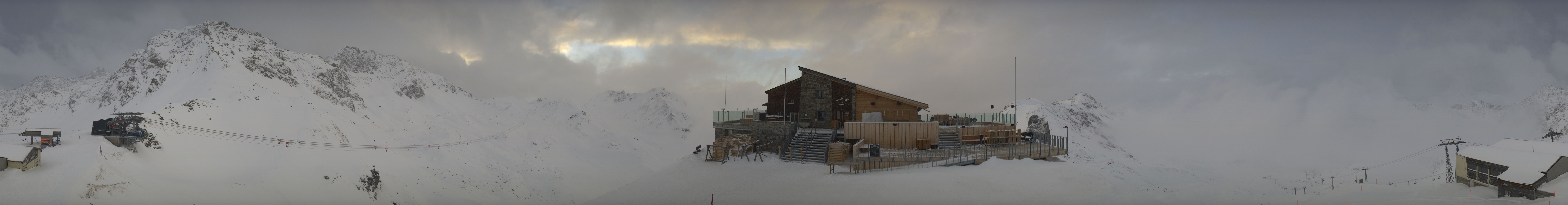 Archiv Foto Webcam Bergstation des Hörnli-Express