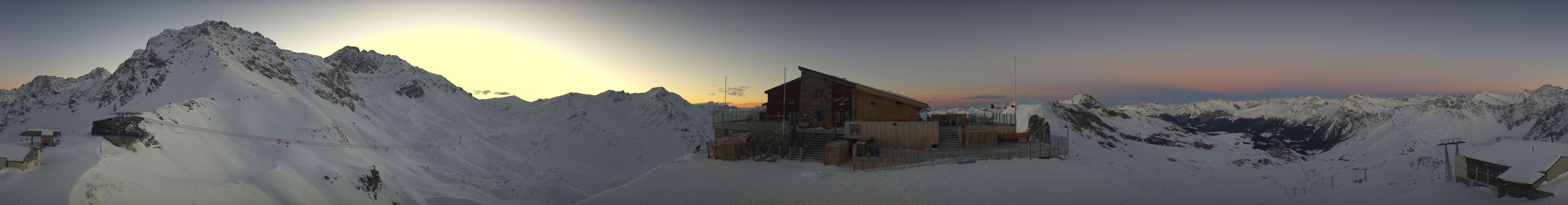 Archiv Foto Webcam Bergstation des Hörnli-Express