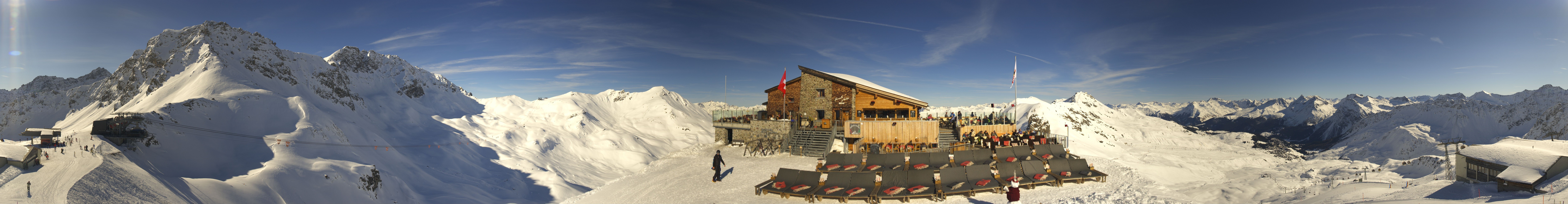 Archived image Webcam Top station Hörnli-Express