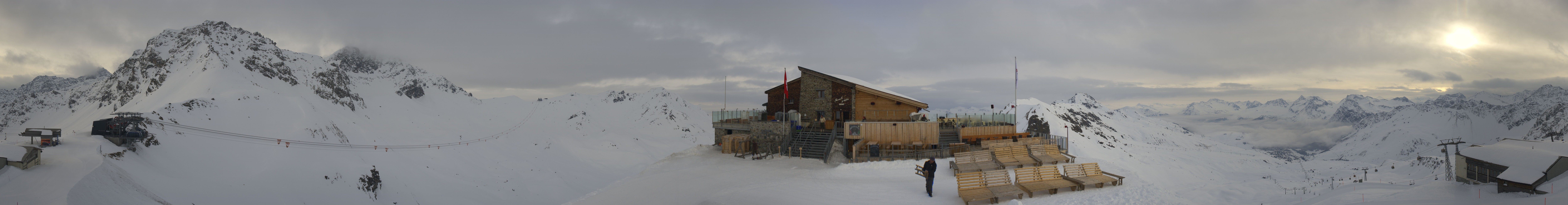 Archiv Foto Webcam Bergstation des Hörnli-Express