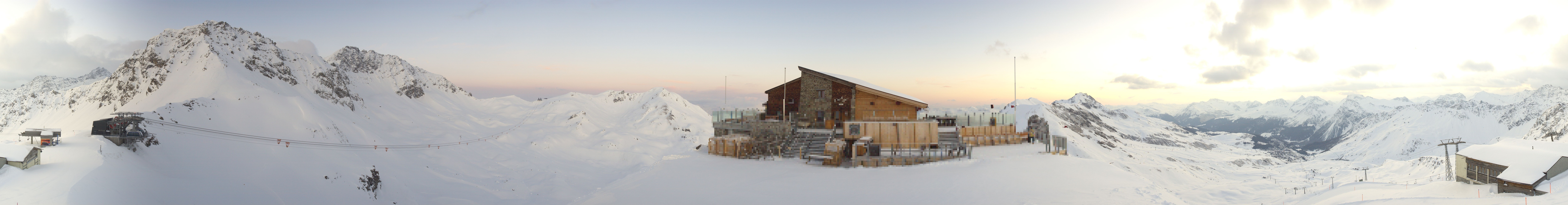 Archived image Webcam Top station Hörnli-Express