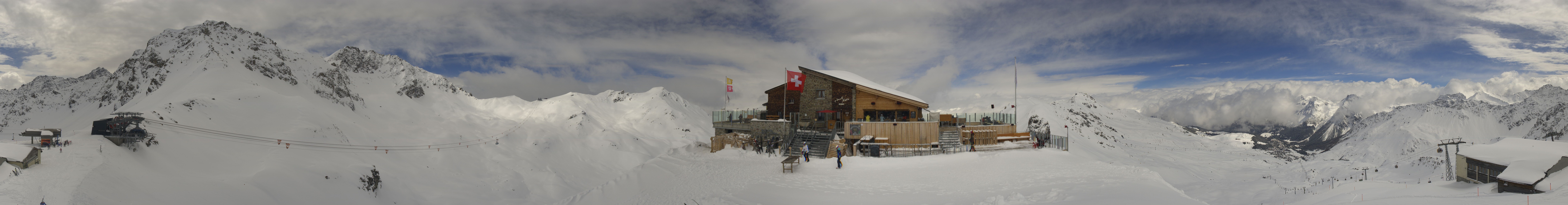 Archived image Webcam Top station Hörnli-Express