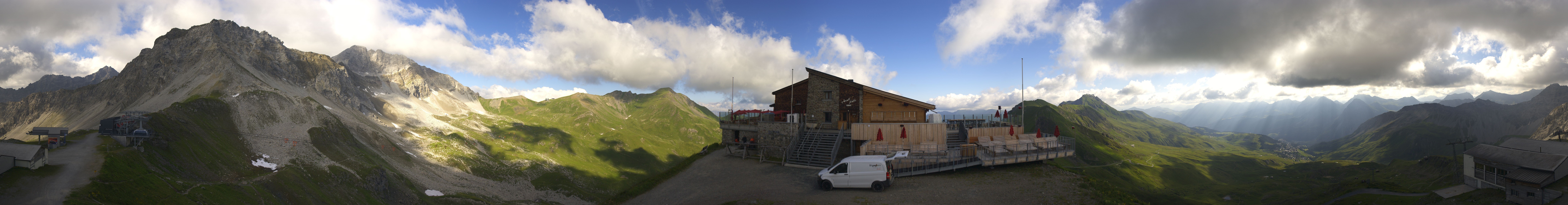 Archiv Foto Webcam Bergstation des Hörnli-Express