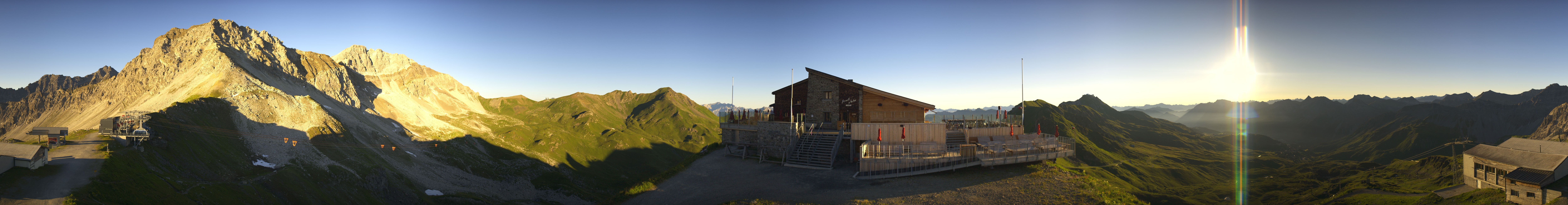 Archiv Foto Webcam Bergstation des Hörnli-Express