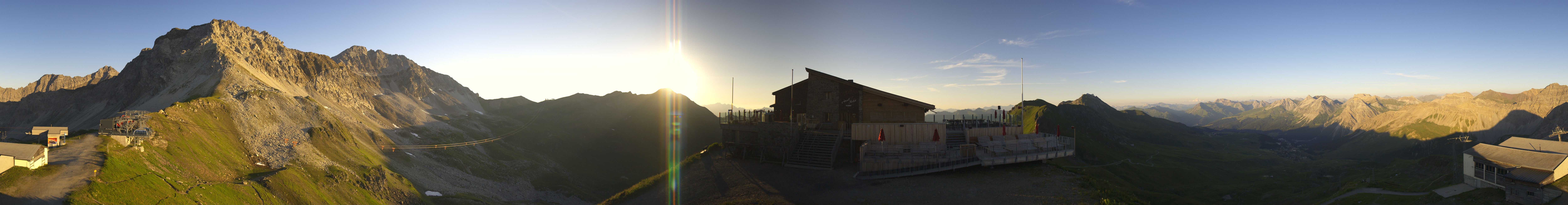 Archived image Webcam Top station Hörnli-Express