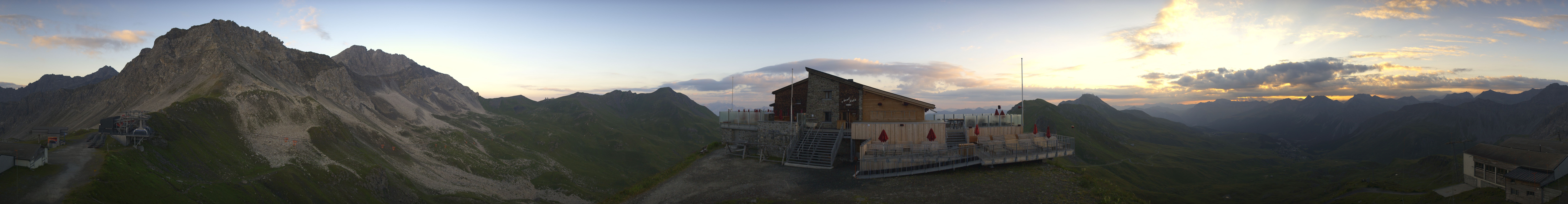 Archiv Foto Webcam Bergstation des Hörnli-Express