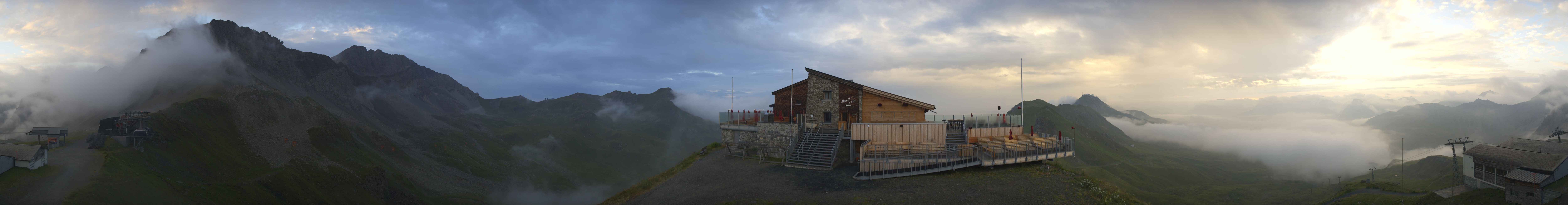 Archiv Foto Webcam Bergstation des Hörnli-Express