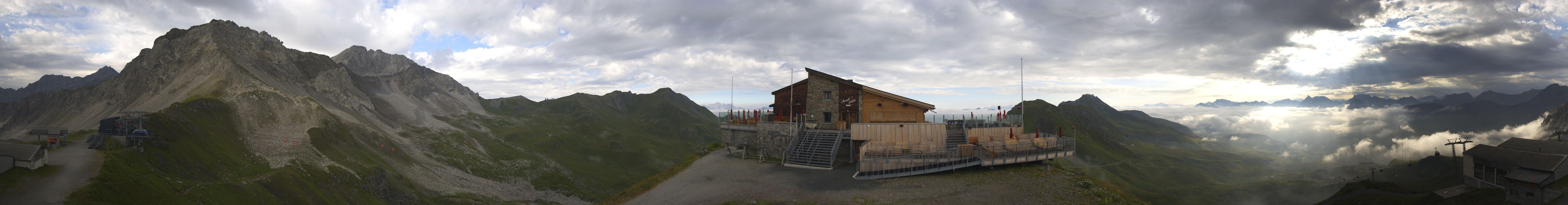 Archived image Webcam Top station Hörnli-Express