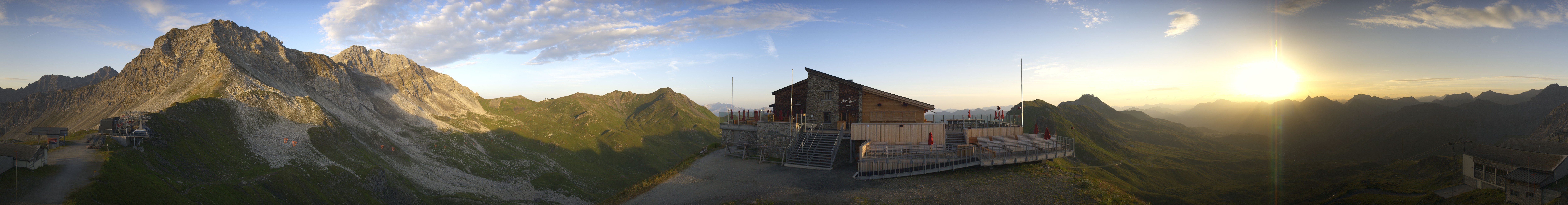 Archiv Foto Webcam Bergstation des Hörnli-Express