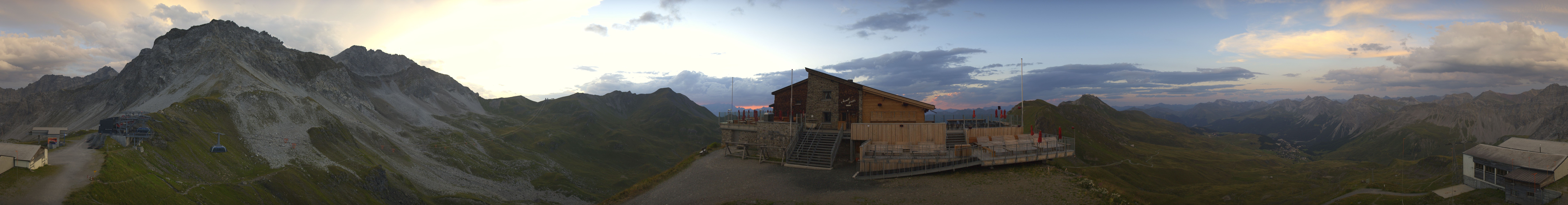 Archiv Foto Webcam Bergstation des Hörnli-Express