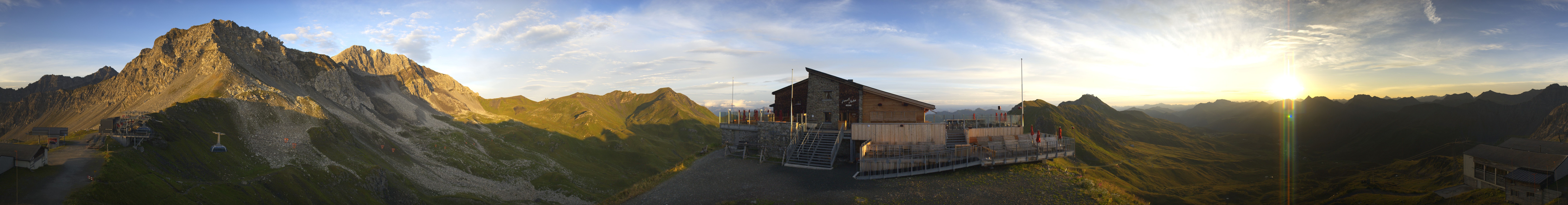 Archiv Foto Webcam Bergstation des Hörnli-Express