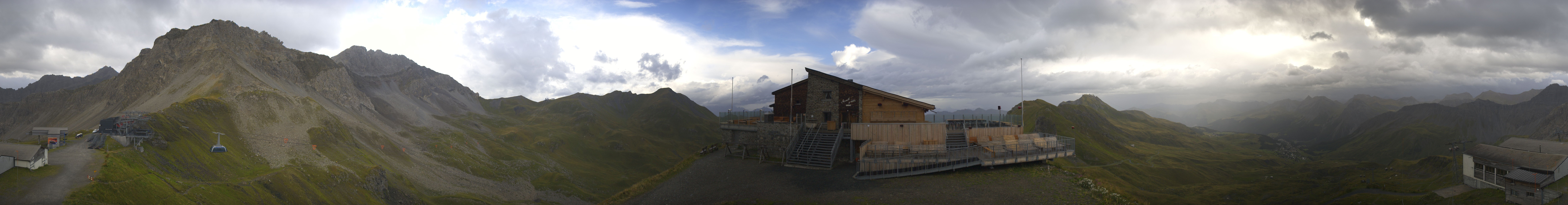 Archived image Webcam Top station Hörnli-Express