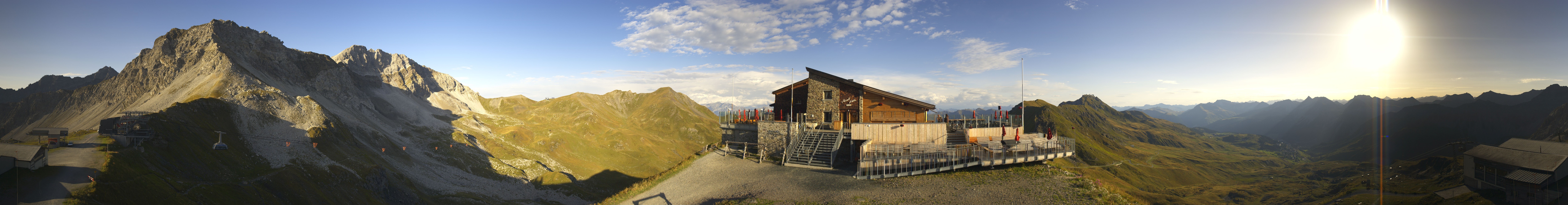 Archiv Foto Webcam Bergstation des Hörnli-Express