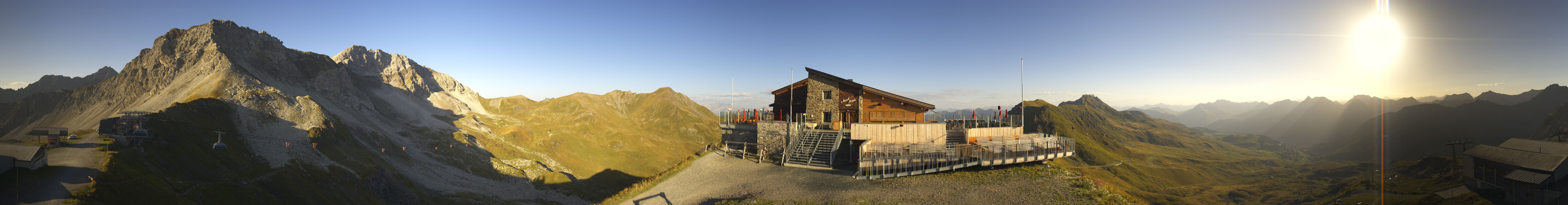 Archived image Webcam Top station Hörnli-Express
