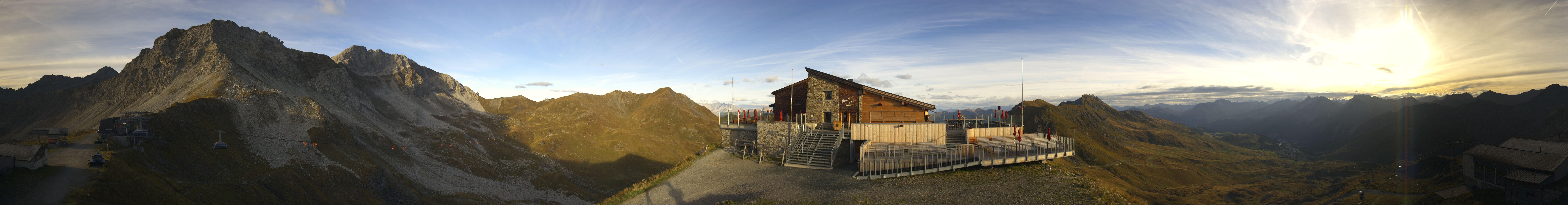 Archiv Foto Webcam Bergstation des Hörnli-Express