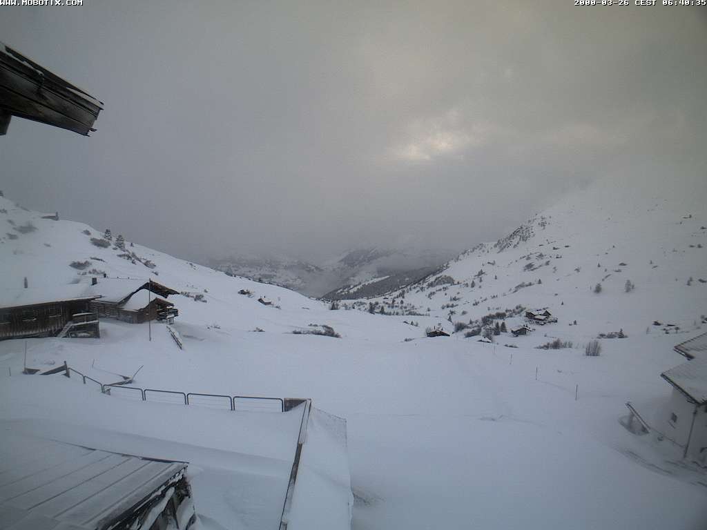 Archived image Webcam Arflina: View towards the valley