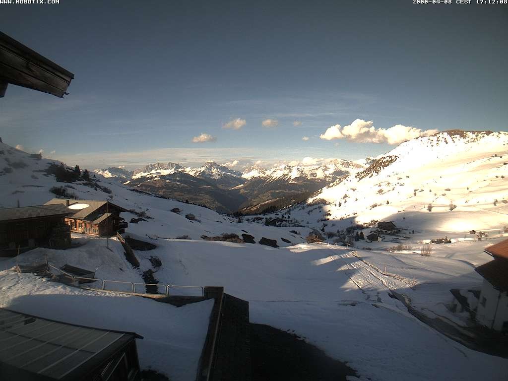 Archived image Webcam Arflina: View towards the valley