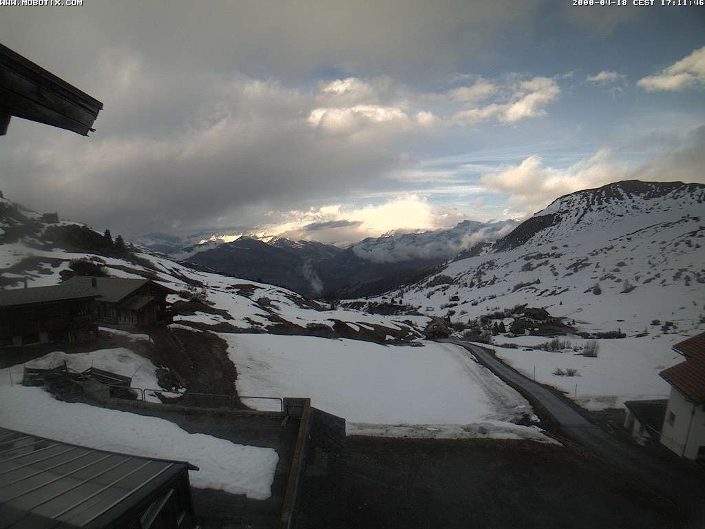 Archived image Webcam Arflina: View towards the valley