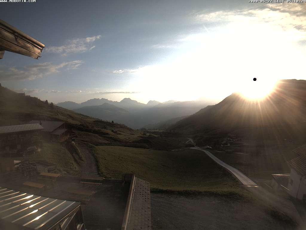 Archived image Webcam Arflina: View towards the valley