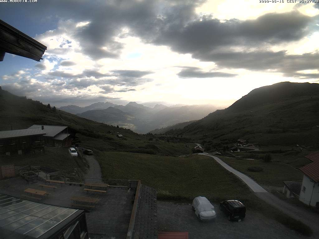 Archived image Webcam Arflina: View towards the valley