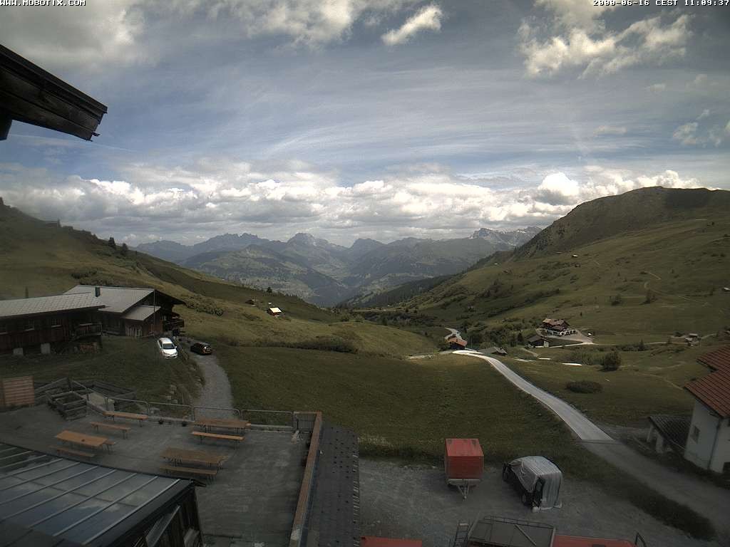 Archived image Webcam Arflina: View towards the valley