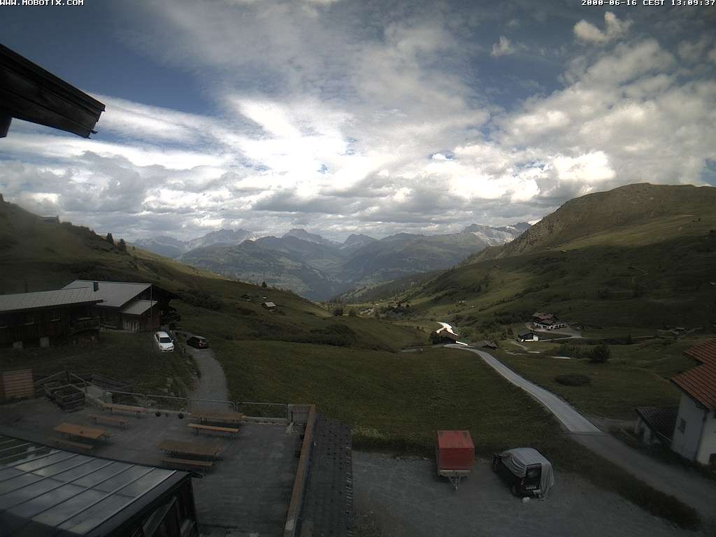 Archived image Webcam Arflina: View towards the valley
