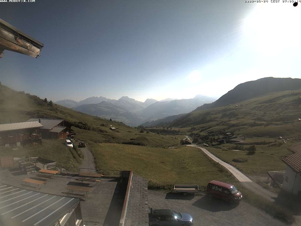 Archived image Webcam Arflina: View towards the valley
