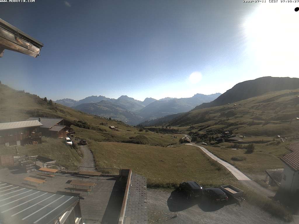 Archived image Webcam Arflina: View towards the valley