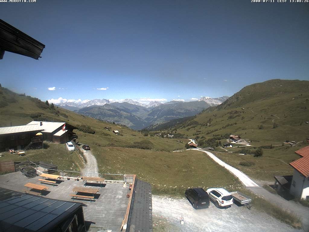 Archived image Webcam Arflina: View towards the valley