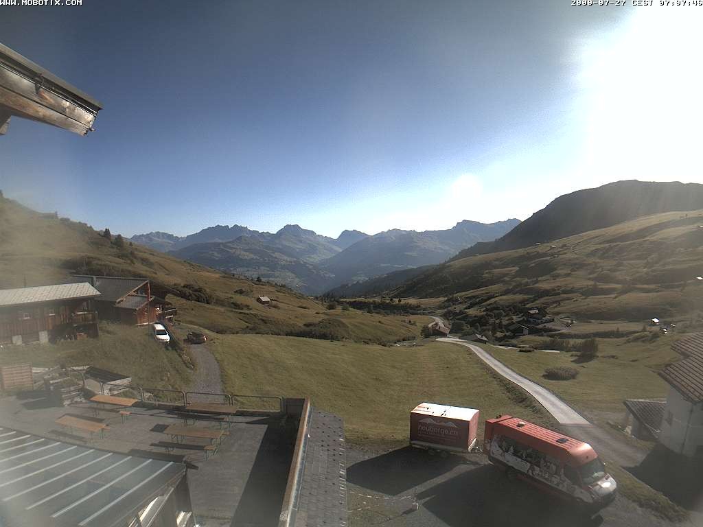 Archived image Webcam Arflina: View towards the valley