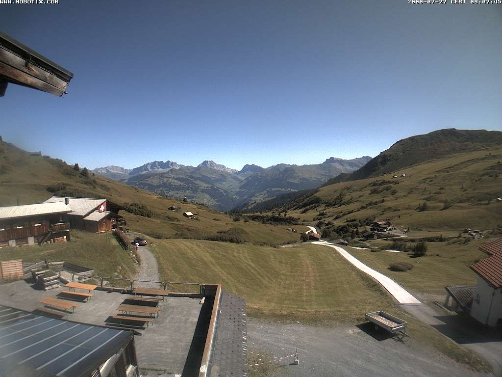 Archived image Webcam Arflina: View towards the valley
