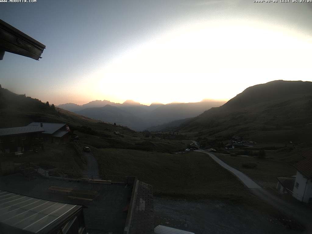 Archived image Webcam Arflina: View towards the valley