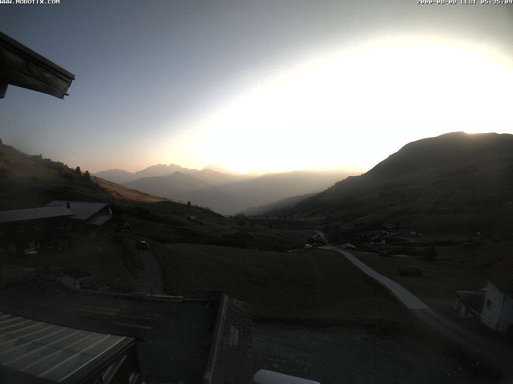 Archived image Webcam Arflina: View towards the valley