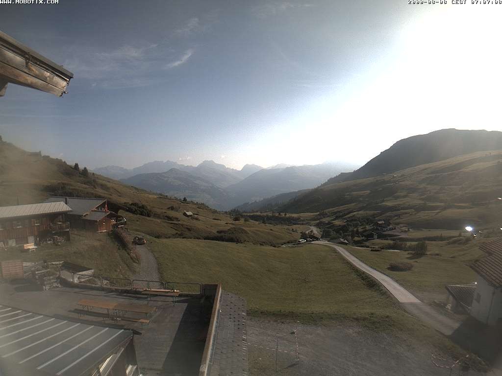 Archived image Webcam Arflina: View towards the valley