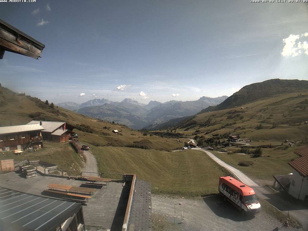 Archived image Webcam Arflina: View towards the valley