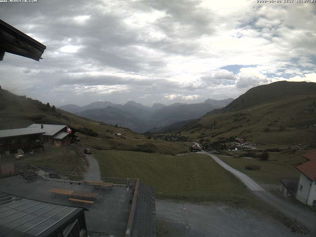 Archived image Webcam Arflina: View towards the valley