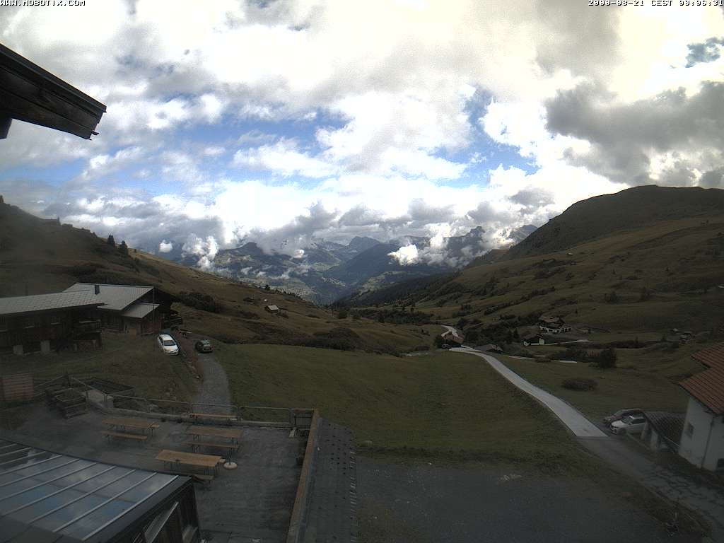 Archived image Webcam Arflina: View towards the valley
