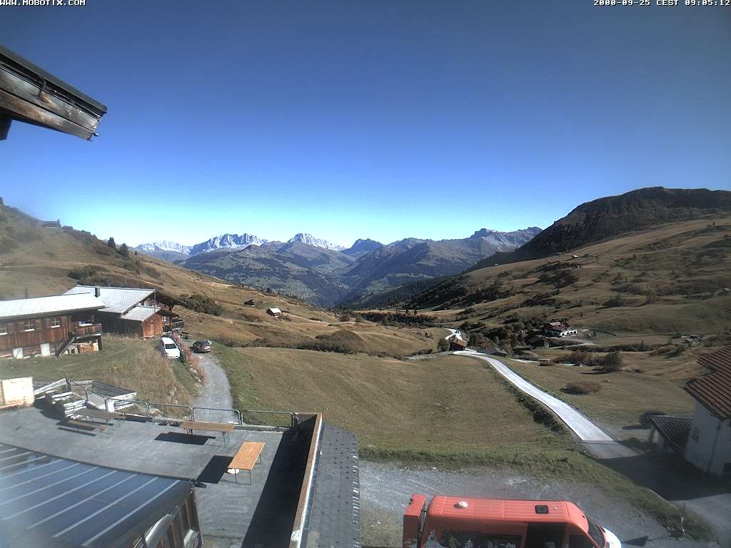 Archived image Webcam Arflina: View towards the valley