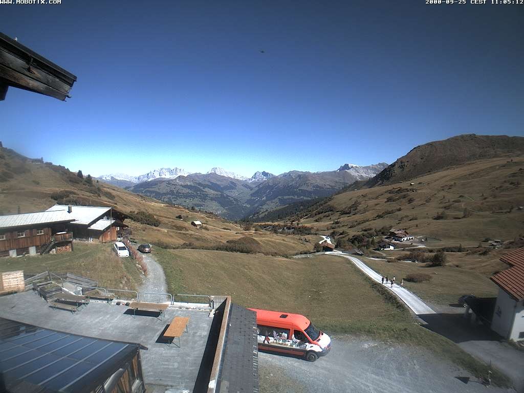 Archived image Webcam Arflina: View towards the valley