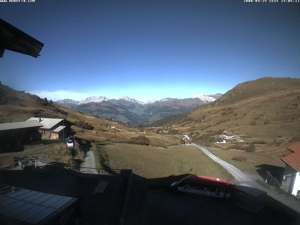 Archived image Webcam Arflina: View towards the valley